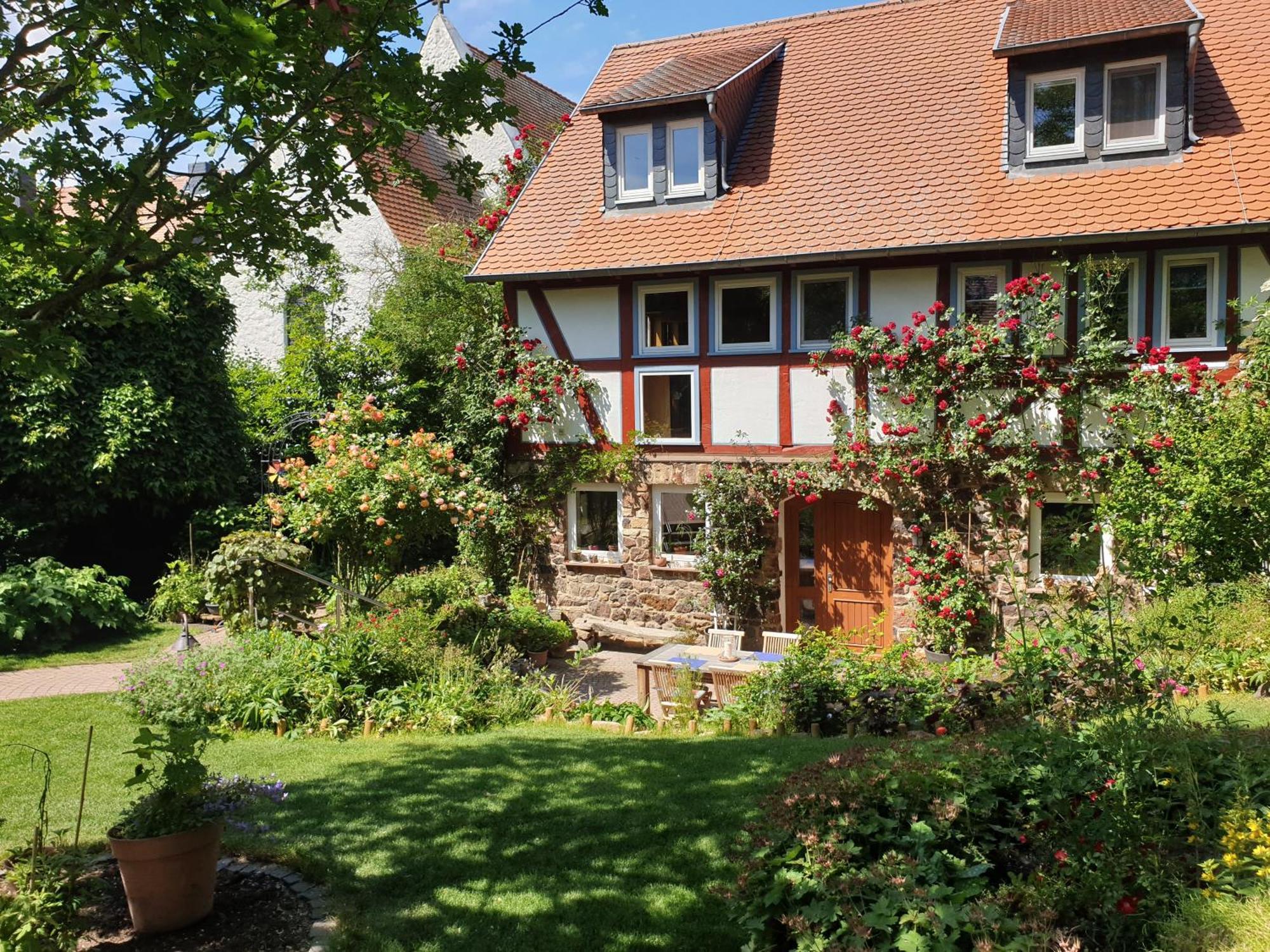 Münzenberg Ferienhaus Burgblick מראה חיצוני תמונה